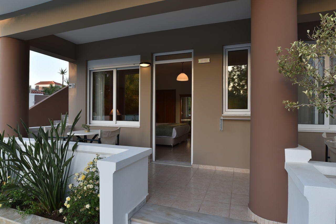 Okeanis II Aparthotel Kato Daratso Exterior photo