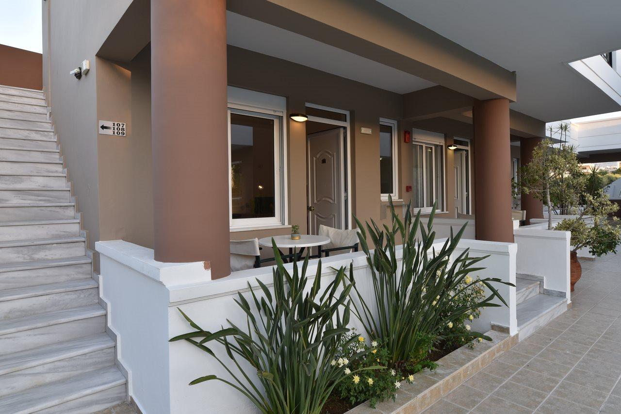 Okeanis II Aparthotel Kato Daratso Exterior photo