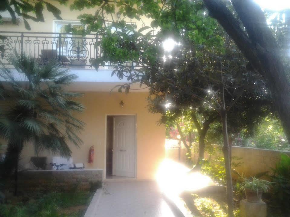 Okeanis II Aparthotel Kato Daratso Exterior photo